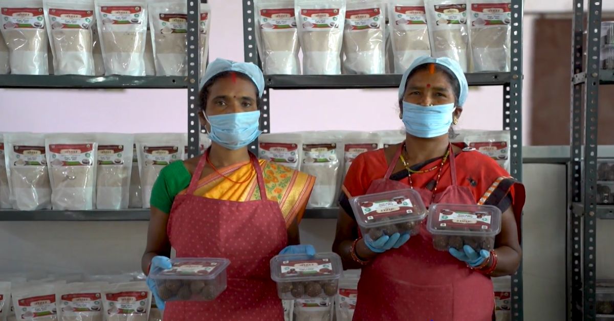 Women at the FPO presenting their ragi-based products.