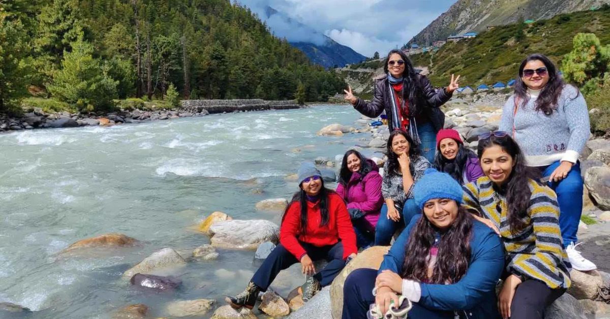 solo women travel groups